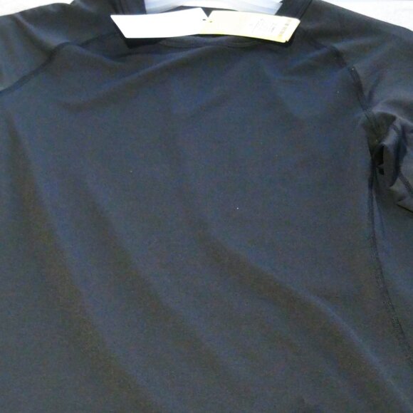 ALL IN MOTION Men's Shirt Stretch Polyester Fitted Long Sleeve Black Size Small - Picture 2 of 11